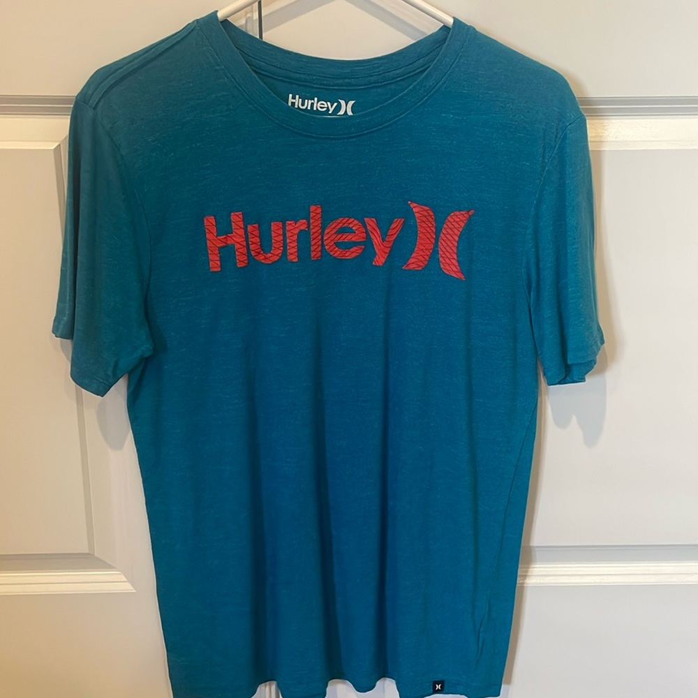 Hurley tshirt